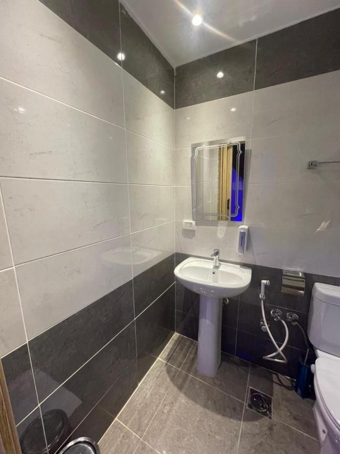 Midtown Hostel Каир Экстерьер фото