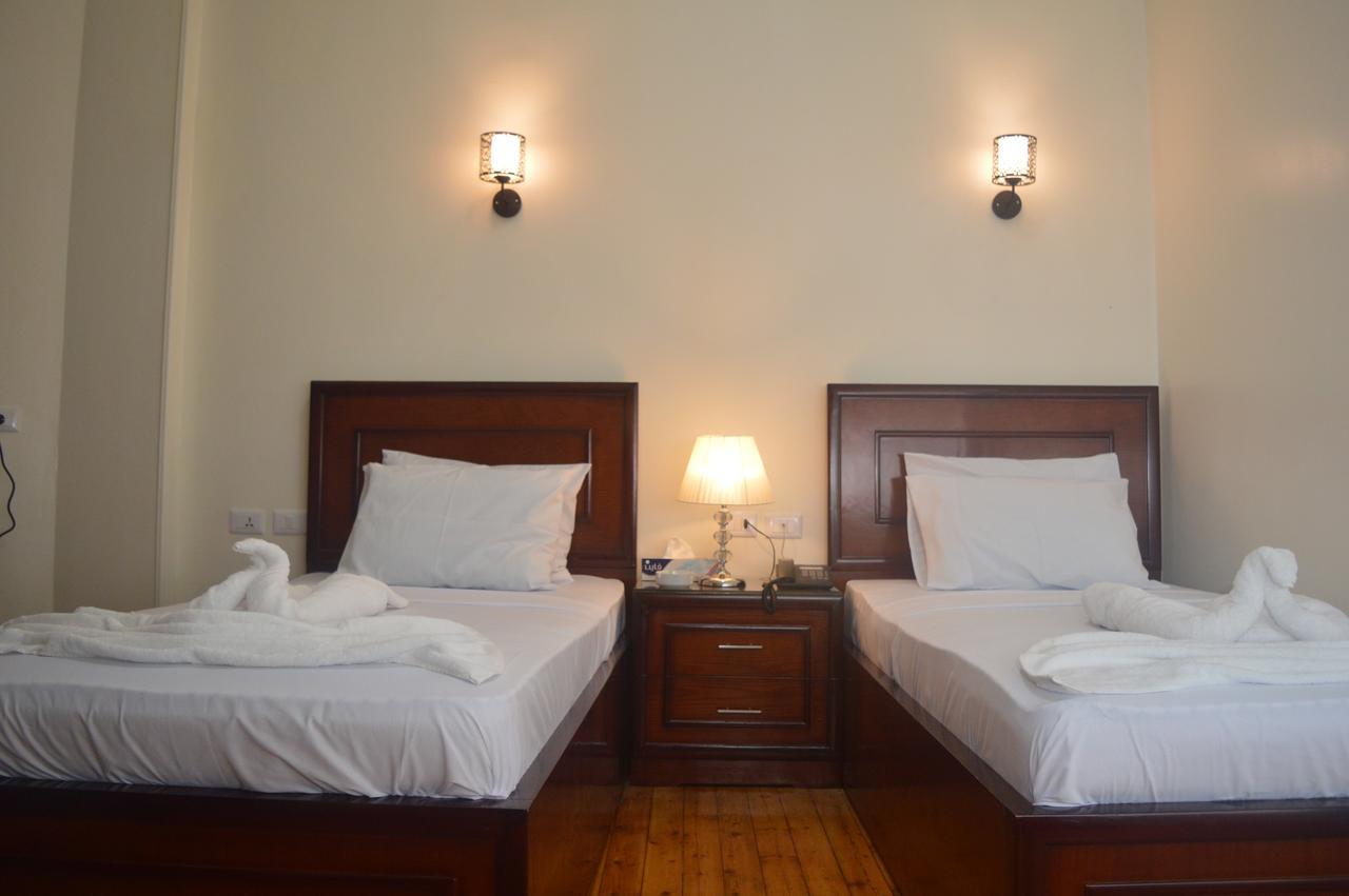 Midtown Hostel Каир Экстерьер фото