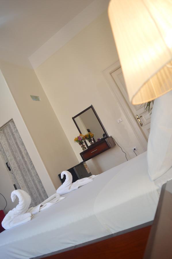 Midtown Hostel Каир Экстерьер фото